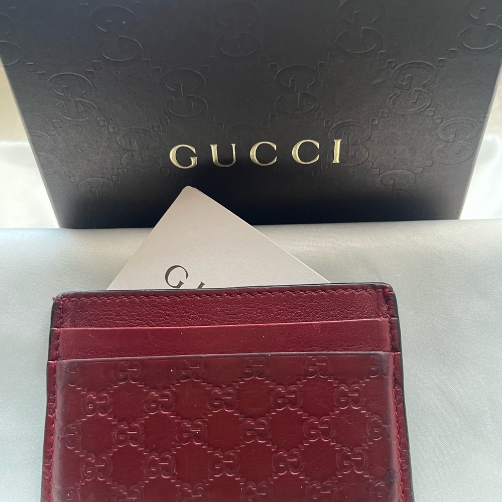 Authentic Women’s Gucci Card Wallet - Red